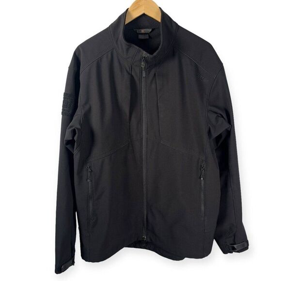 5.11 Tactical Softshell Jacket in Black, Full Zip Coat w/Pockets, Men's Size L - Picture 1 of 7